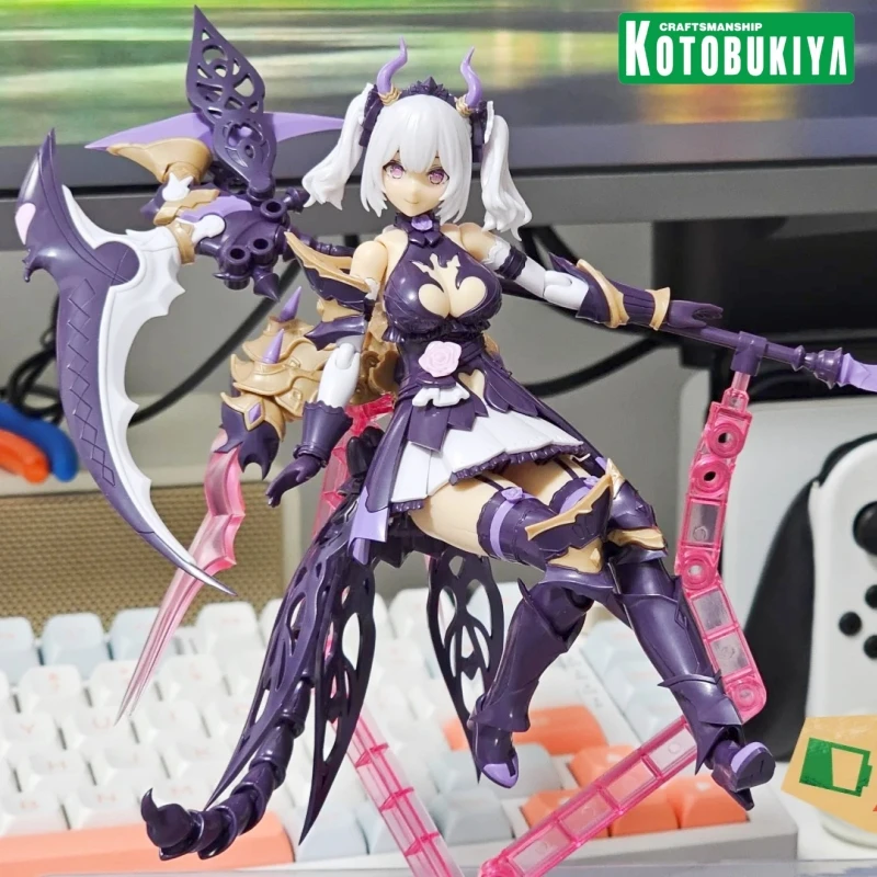 

Kotobukiya AR010AR007 Arcanadea Lumitea React-A Mobile Suit Girl Assembly Model Kits Original Action Anime Figure Toys