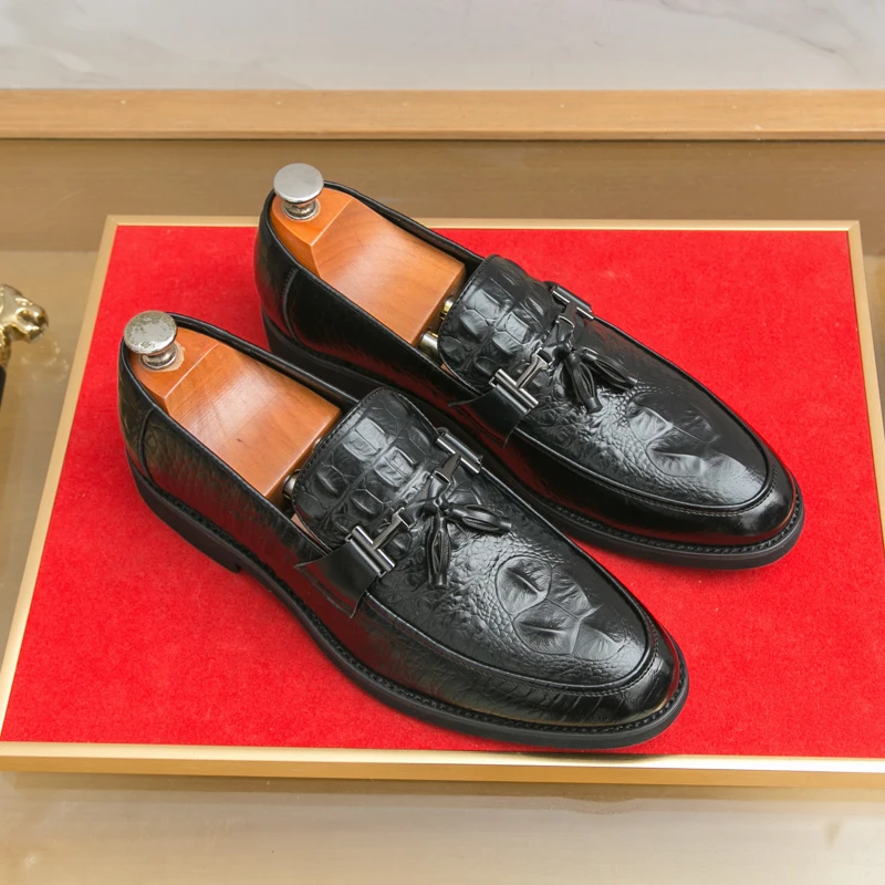 

Plus-size Man Leather Loafer Shoes Fringed Casual Dress Shoes Comfortable Business British Style Luxury Slip-On Loafers For Men