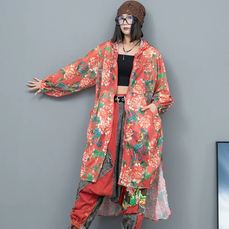 

2024 Summer New Printed Lightweight Breathable Sun Protection Hooded Trench Coat Women Asymmetrical Zipper Mid Length Coat LX730