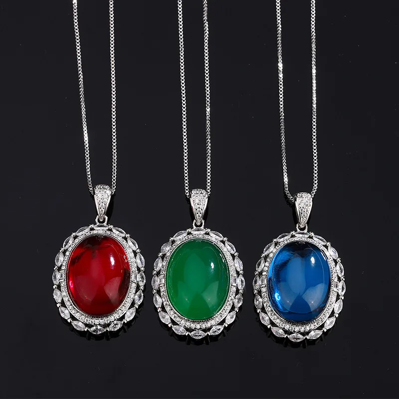 

New jewelry: Pigeon blood red corundum and blue spinel plain vintage pendant, main size 15*20