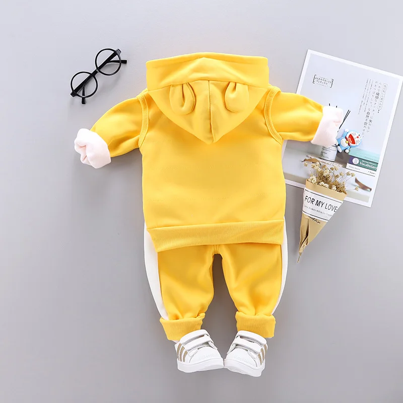 Conjunto de ropa para bebé, traje grueso y cálido de algodón, suéter con capucha de dibujos animados, traje de lana de tres piezas para niño y niña,