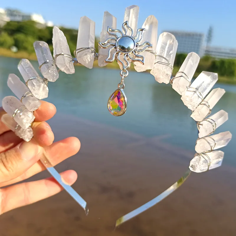 Captivating Witch Natural Clear Crystal Sun Crown Wedding Bridal Raw Quartz Tiara with A Fat Rhinestone Pendant