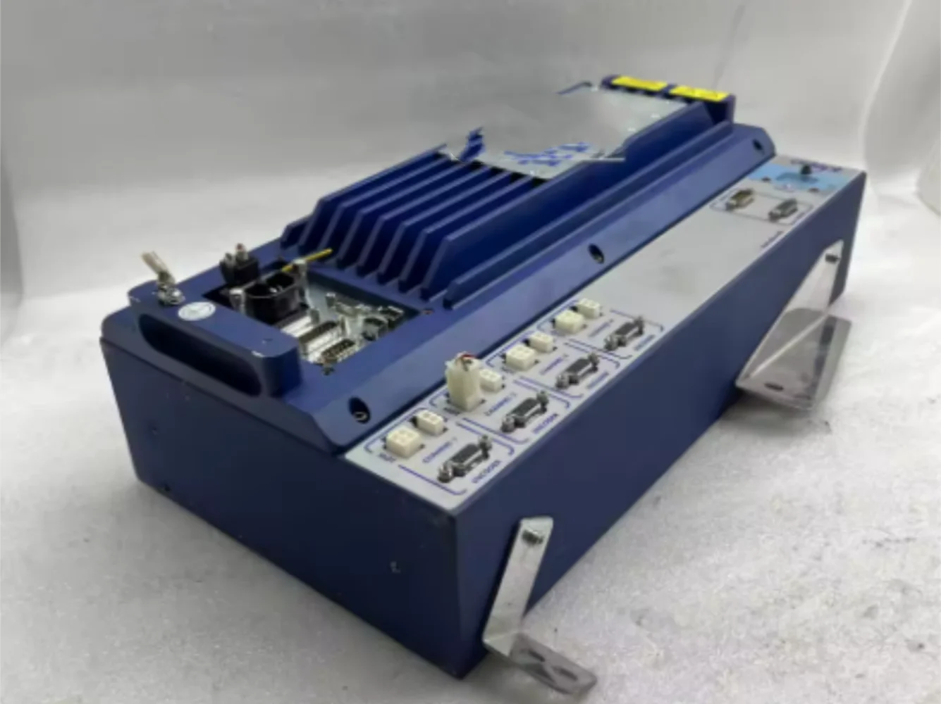 

controller MOTIONBIOX-40L 05745-000 REV T Used Condition In Good MOTIONBIOX-40L 05745-000 REV T