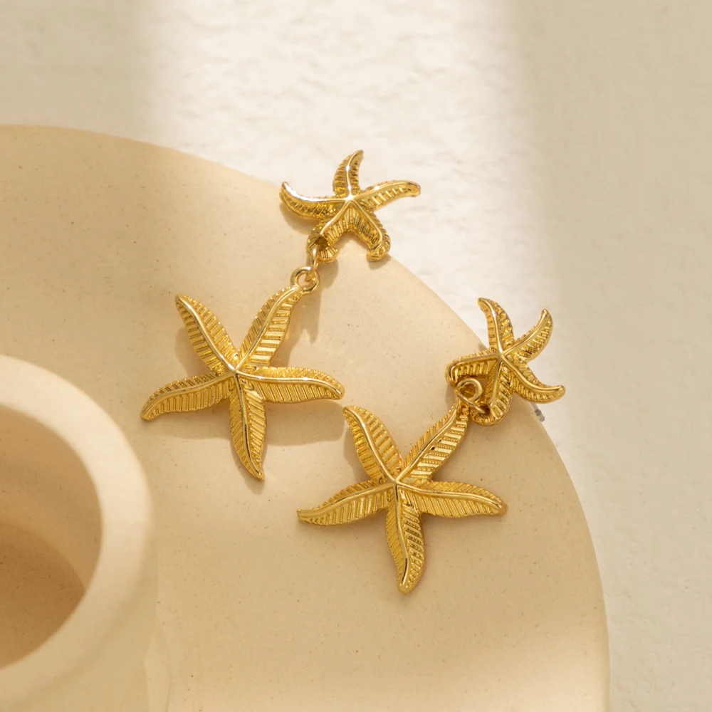 2023 Fashion Creative Retro Starfish Pendant Earrings For Women Golden Texture Star Ear Pendant Jewelry Wholesale Direct Selling