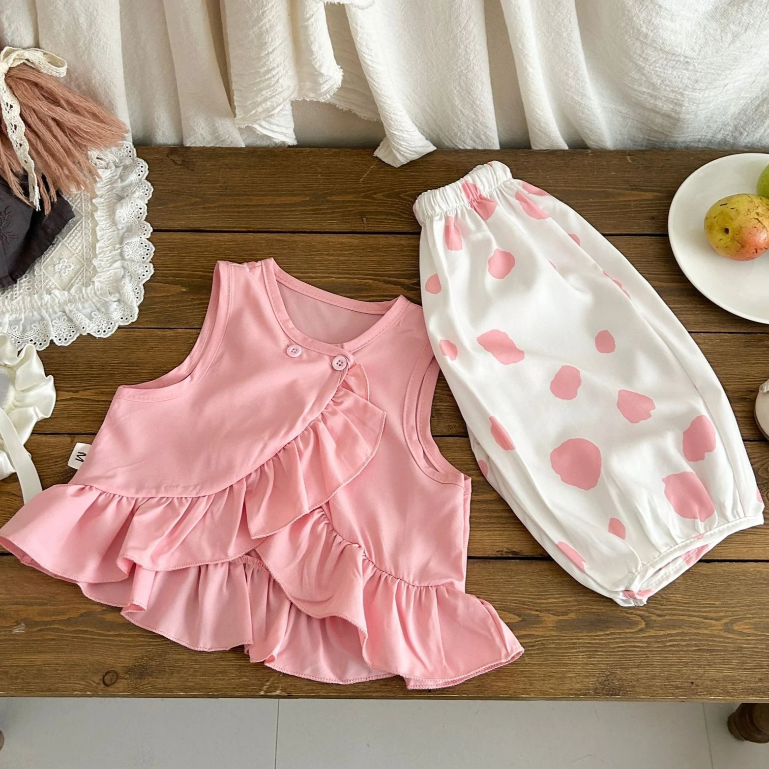 conjunto-infantil-feminino-2026-primavera-e-verao-novo-estilo-coreano-colete-de-renda-para-meninas-calcas-largas-com-estampa-de-leopardo-dois-conjuntos