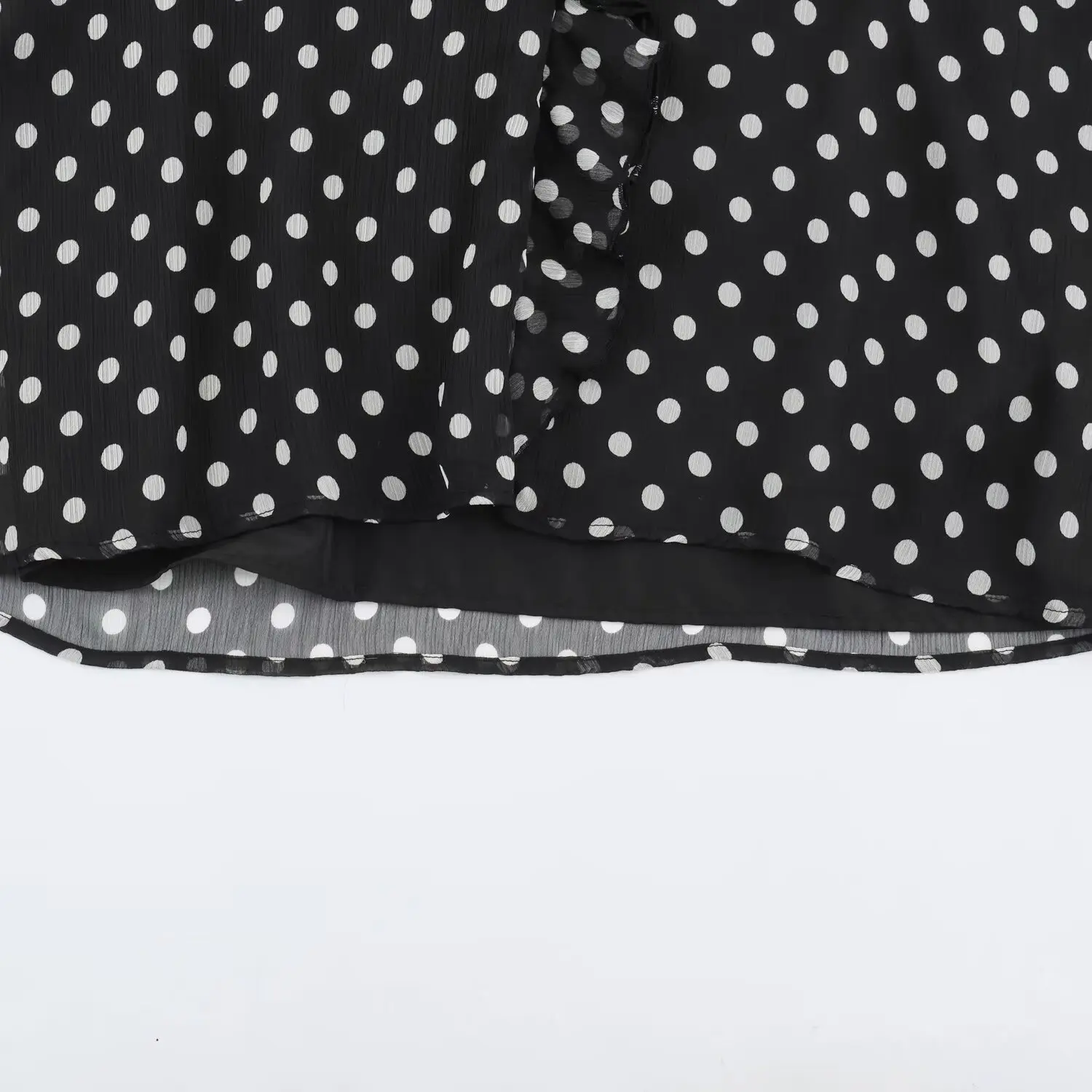BSAY 2026 Herbst Vintage Polka Dot Damenbluse mit V-Ausschnitt, geschichtetem Rüschensaum, Laternenärmeln, Kordelzug am Ärmelbund und lässigem Schnitt – Detail 21
