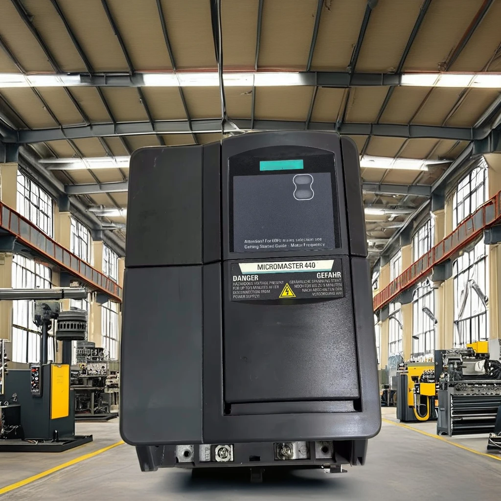 Single Three Phase 6SE6440-2AD24-0BA1 Low Voltage Frequency Converter 110V/220V VFD Motor Compressor 200W/75KW/4KW Rated Power