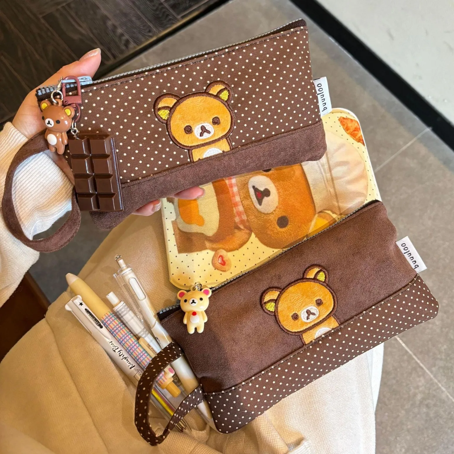 Rilakkuma Oolnnnq Federmäppchen mit Stickerei, Polka-Dot-Muster, große Kapazität, Handtasche im Ins-Stil, Aufbewahrungstasche, Schreibwaren-Organizer für Frauen – Detail 1