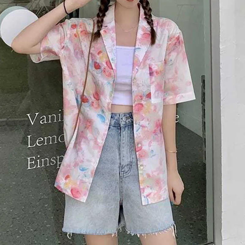 المرأة الوردي التعادل صبغ طباعة التلبيب قمصان الصيف عادية فضفاض قصيرة الأكمام قميص معطف الإناث موضة الشارع الشهير Y2K زر البلوزات