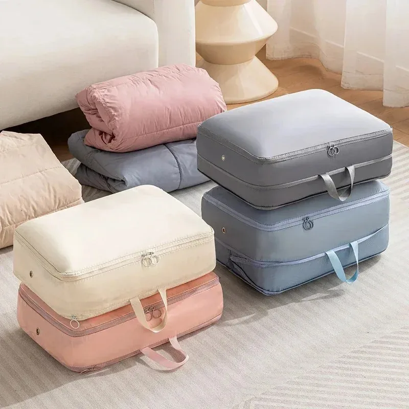 Outdoor quilt and clothing storage bag, closet organizer with self-compression, portable moving tote, easy to carry