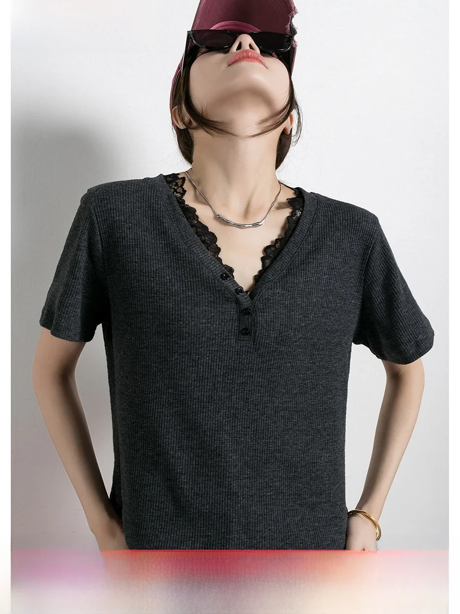 

Модный женский вязаный топ с цветочным узором и V-образным вырезом, с кружевными вставками, прямого кроя, для весны и осени, базовая модель для повседневной носки.