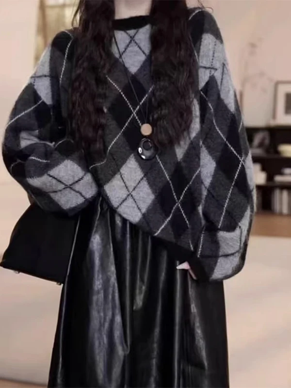 

Женский вязаный свитер больших размеров, свободный крой, круглый вырез, весенняя новинка, комфортный, мягкий, зимний, модный, для повседневной носки