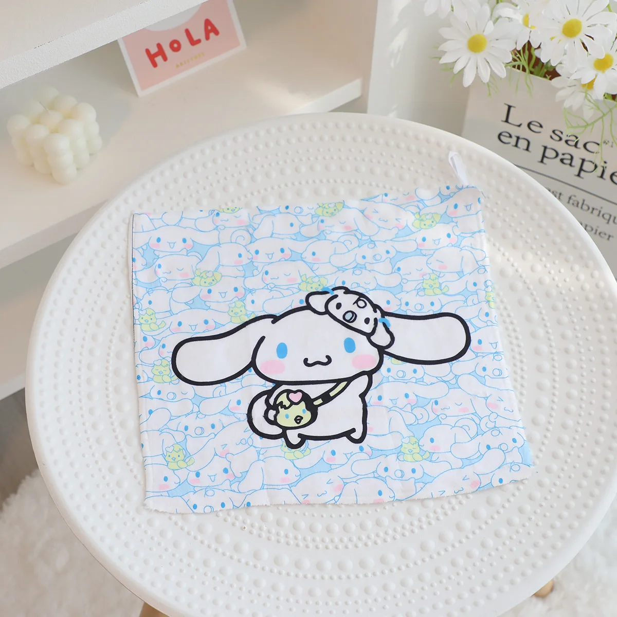 MINISO Disney serie multi-testa piccolo asciugamano quadrato asciugamano da cucina bagno pulire le mani e trasportare piccoli asciugamani fuori