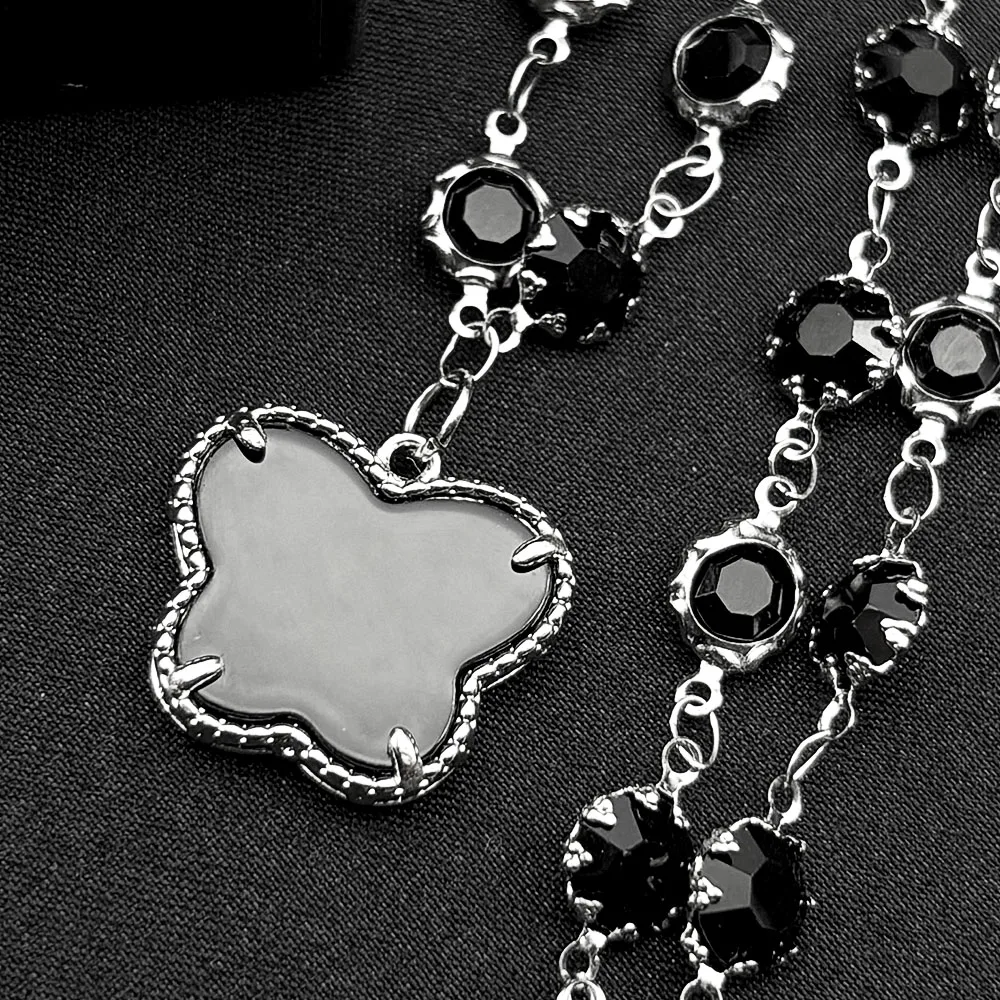 

Vintage Clover Butterfly Stainless Steel Glass Pendant Necklace for Women Black Stone Handmade Chain Necklaces Jewelry Gift