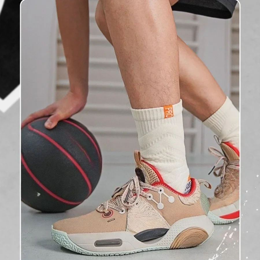 2/4 paires de chaussettes de sport d'entraînement pour hommes, fond de serviette avec rembourrage épais, antidérapant et absorbant la sueur, sec et respirant