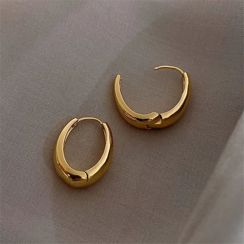 LATS 2024 Hot Sale Fashion Metal Drop Earrings for Woman Vintage Hoop Earring Trend Classic Party Wedding Pendant Jewelry Gift