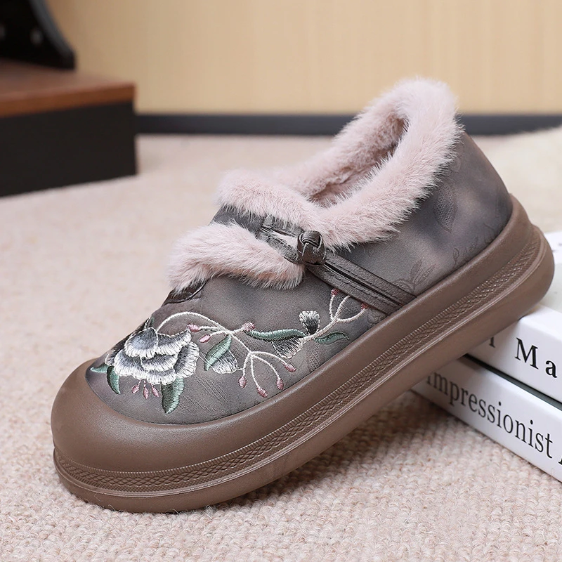 Winter Women Old‑Beijing Cloth Shoes Embroidered New‑Chinese Hanfu Cotton Shoes Furry Fleece‑Lined Warm Non‑Slip Soft‑Sole Casua