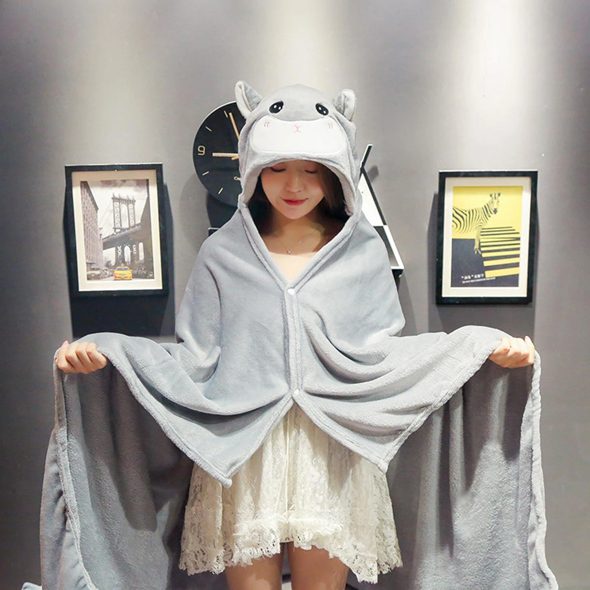 

Cartoon Hamster Cloak One-piece Pajama Hooded Office Cape Baby Blanket