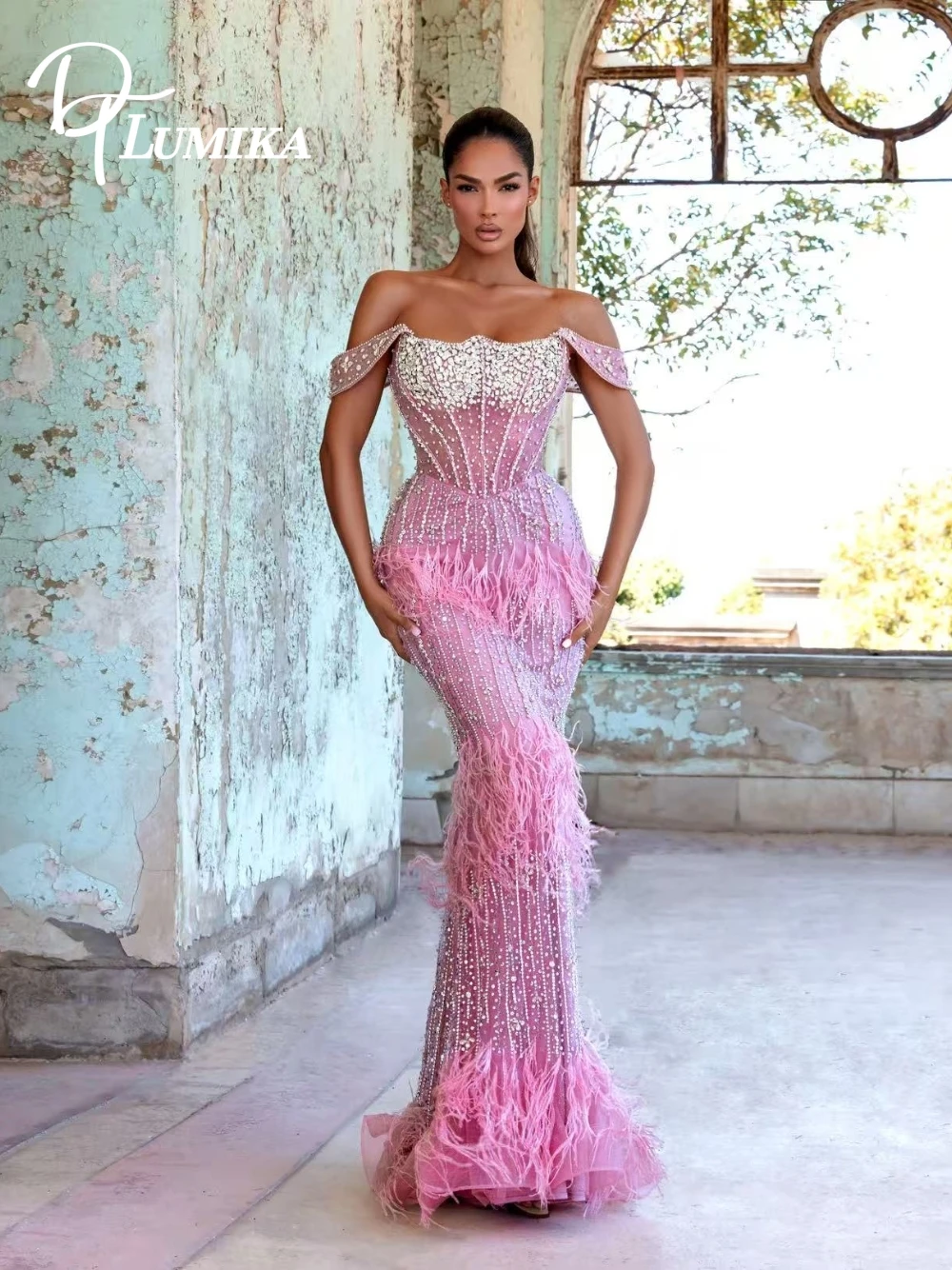 

Crystals High-end Mermaid Fitted Waist Evening Dress Feathered Sexy Low Back Statement Off-the-shoulder Prom Gown Customized