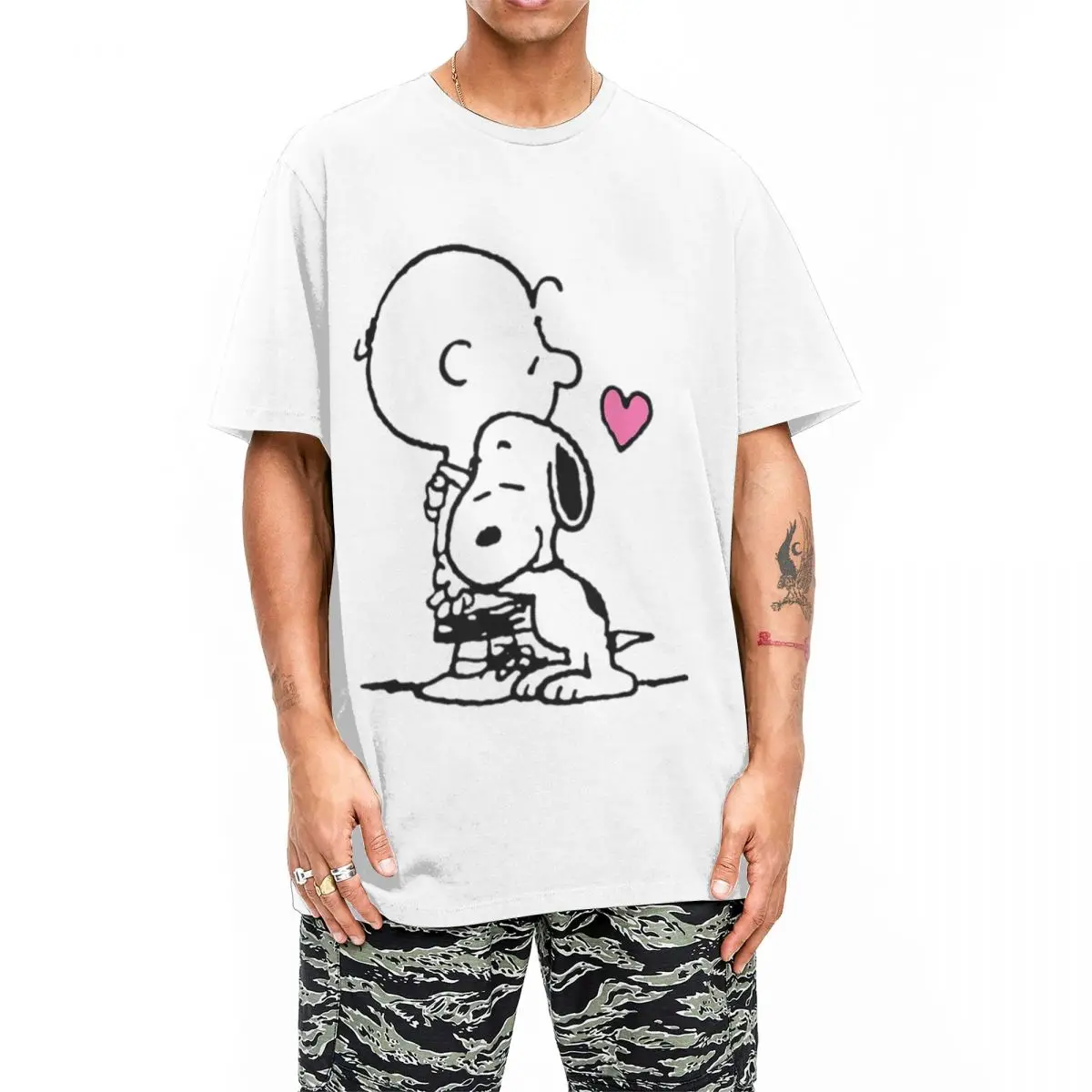 Men Women's Peanuts Snoopy Charlie Hug T Shirt Pure Cotton Clothing Leisure Short Sleeve Crew Neck Tee Shirt Original T-Shirt