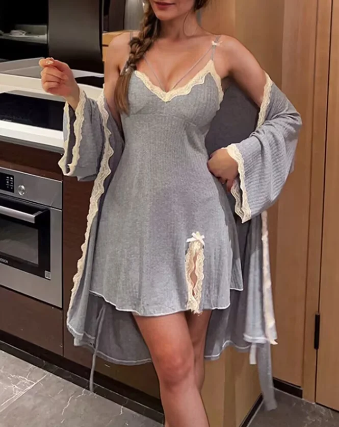 Robes pour femmes 2025 été nouveau col en v dentelle garniture nœud papillon décor fente Robe de nuit soutien-gorge intégré côtelé Cami vêtements de nuit avec Robe
