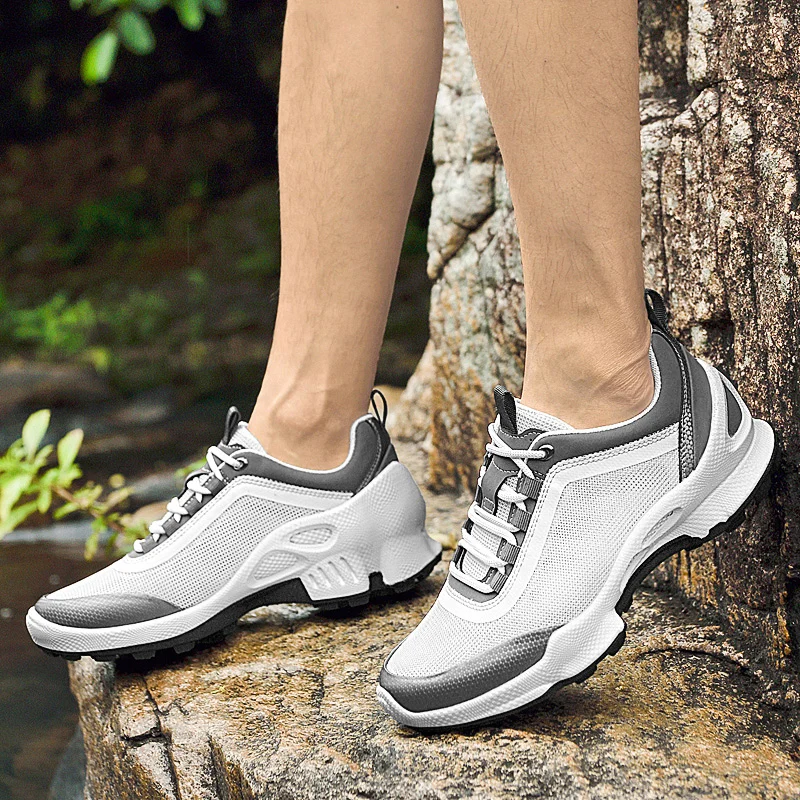 High-Quality Sports Shoes Outdoor Hiking Lightweight Breathable Jogging Sneakers Male Casual Mesh Anti-slip Lace Up Running Shoe