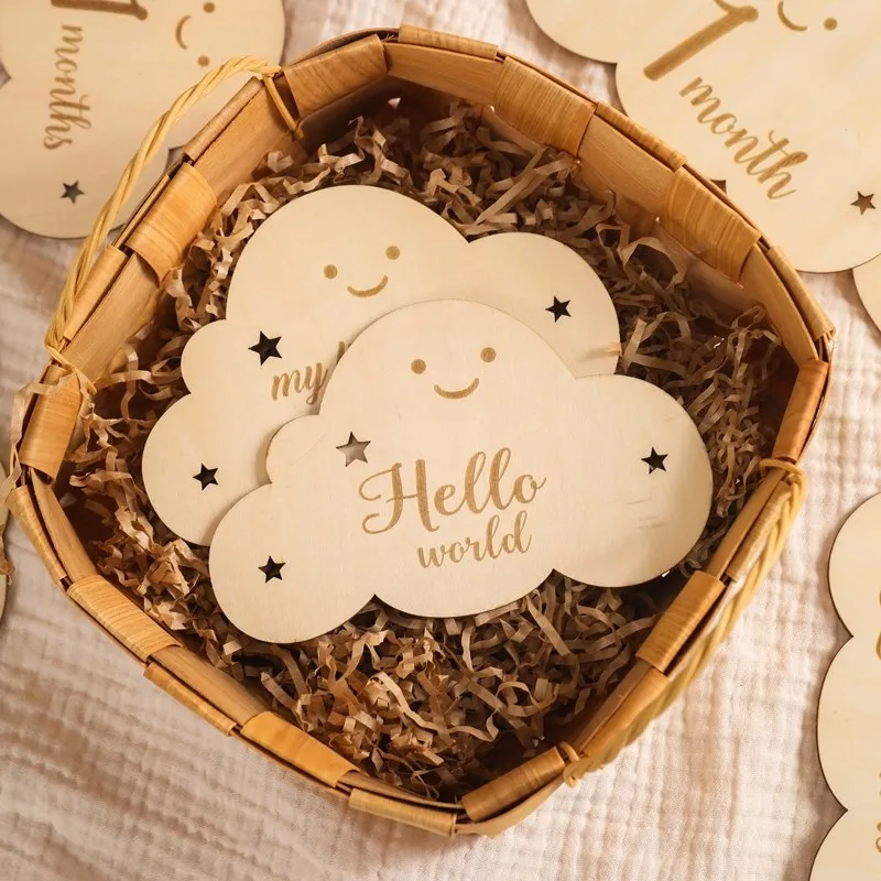 

8PCS/set Wooden Baby Milestone Cards Cute Cloud Shape Milestone Memorial Monthly Newborn Photo Accessories Baby Commemorativenir