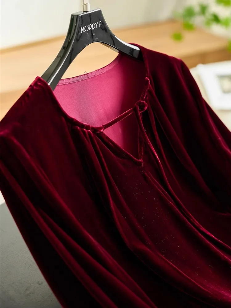 

Шелковая бархатная блузка с длинным рукавом и V-образным вырезом, с поясом, в женственном деловом стиле, к Году Змеи, элегантный красный бархатный топ, стандартный крой, с пуговицами