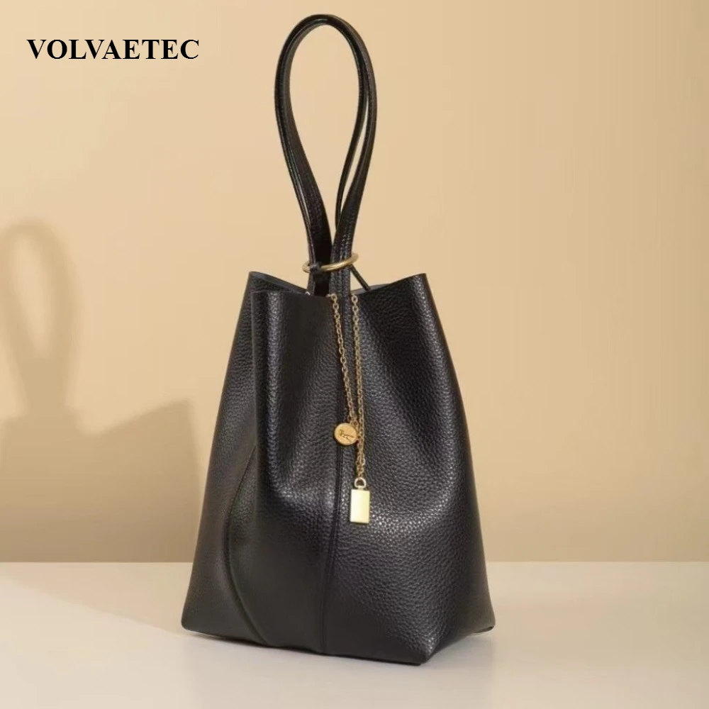 volvaetec-high-sense-fashion-trend-2025-inizio-primavera-nuova-borsa-da-donna-texture-in-pelle-frizione-borsa-a-tracolla-sotto-le-ascelle-ciondolo-in-metallo