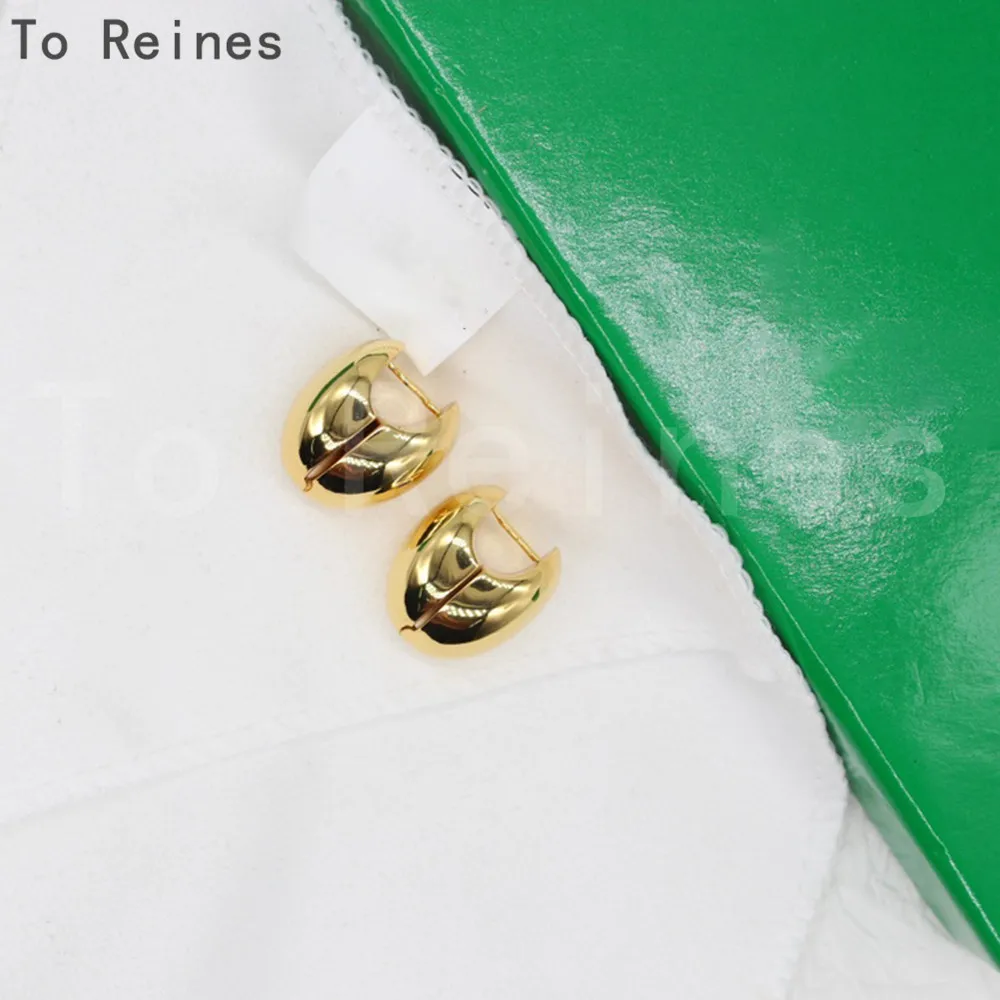 To Reines Punk Smooth Round Big Ball Metal Stud Eardrop For Women Classic Vintage Gold Color Pierced Earring Daily Trend Jewelry