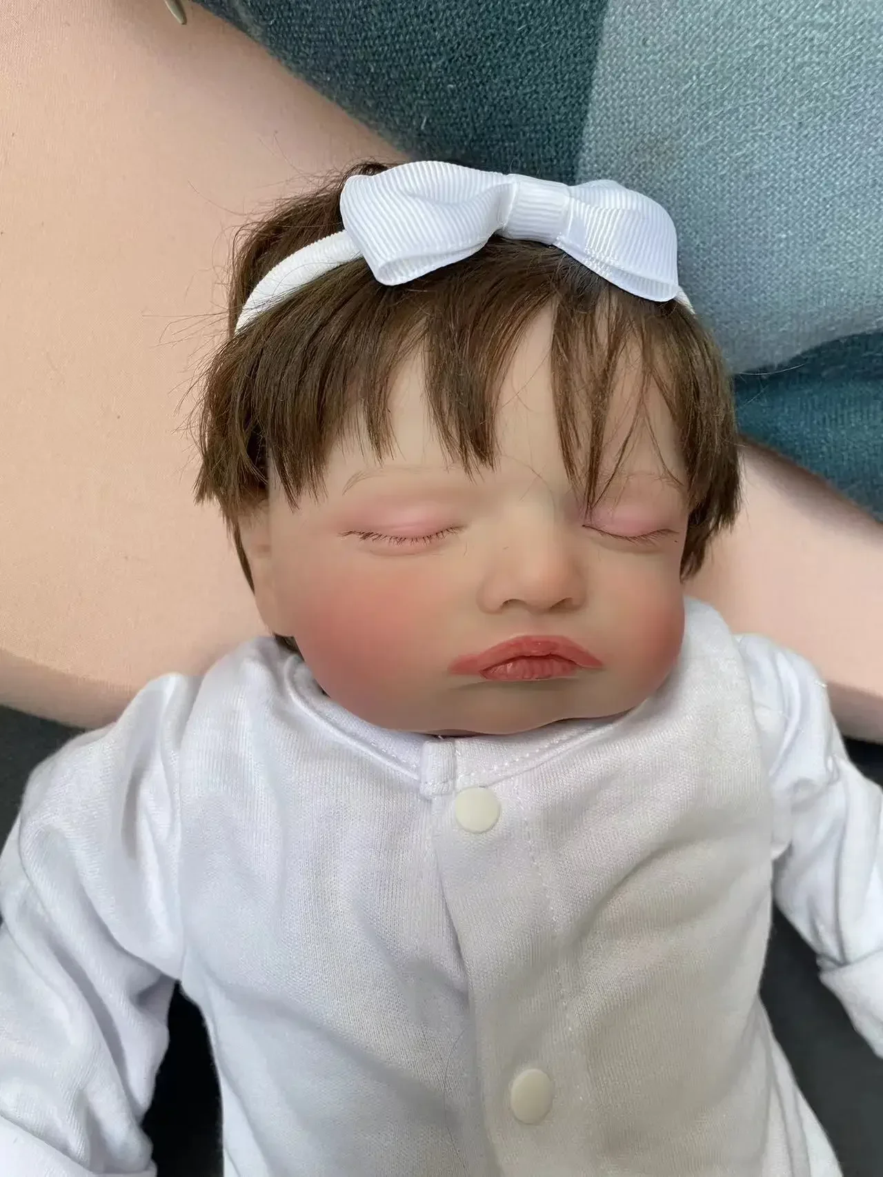 45cmロザリーソフトクロスボディリアルな新生児リボーンドール多層塗装3Dスキン、血管が見えるハンドルーティングヘア