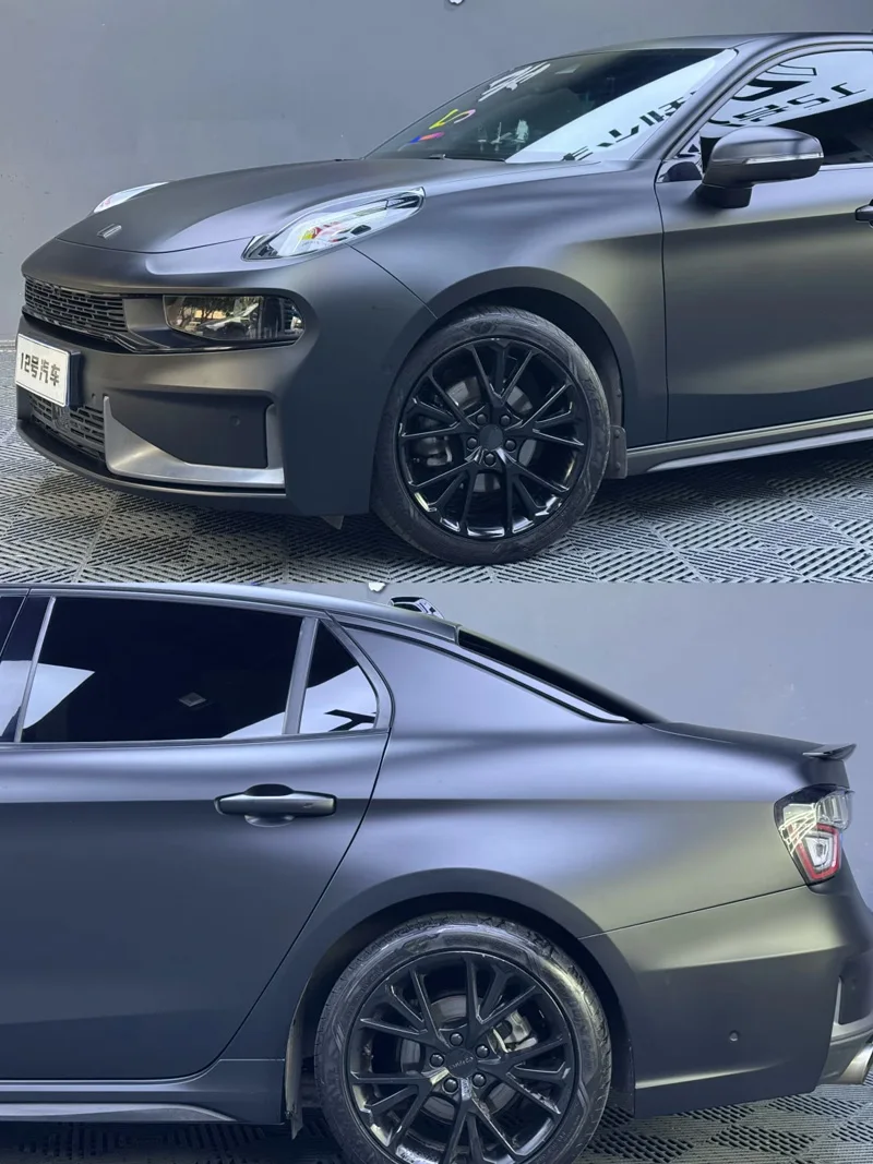 PET Matte Satin Schwarze Vinyl-Folienrolle mit Luftkanälen, Dehnbare Selbstklebende Aufkleber-Folie für Motorrad und Auto – Detail 2