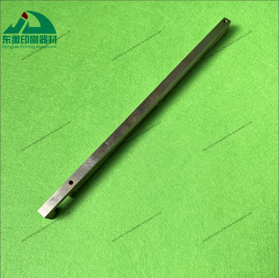أجزاء آلات الطباعة سحب حامل السكك الحديدية 66.072.005 لملحقات آلة الطباعة هايدلبرغ لوحة قياس السحب جودة عالية