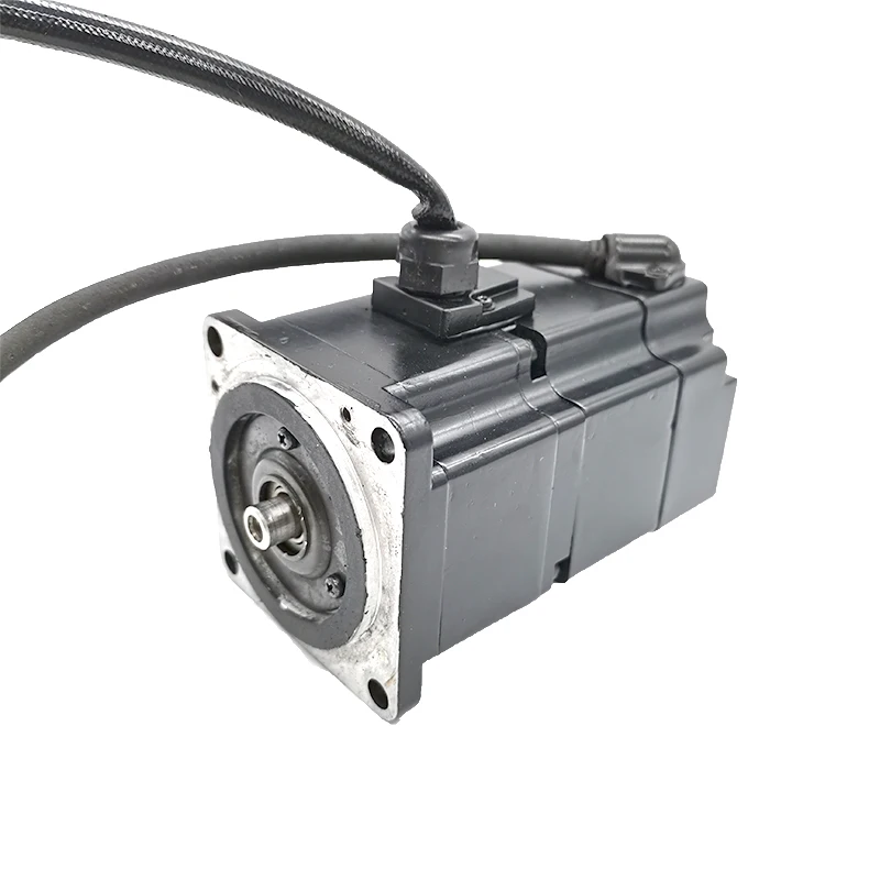 Servomotor SGMPH-01A1A-YR21 CA