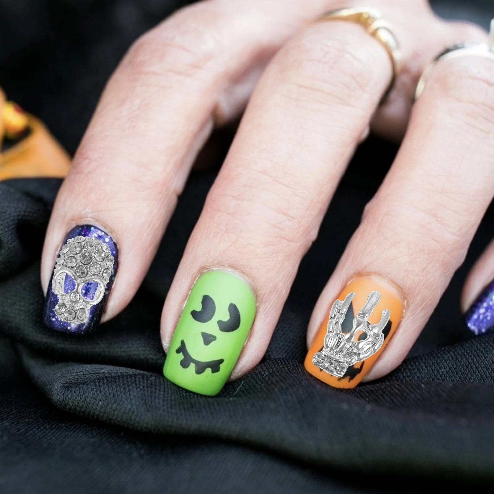 40 個スカルヘッドアート装飾金属合金マイクロインレイダイヤモンドステッカーマニキュア Diy ネイルチャーム爪デカールネイル