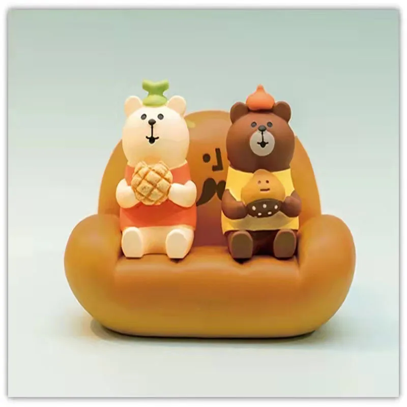 ZAKKA Miniature Resin Bear Figurine Bread Sofa Ornament Bakery Decor Photography Prop Desktop Display Craft
