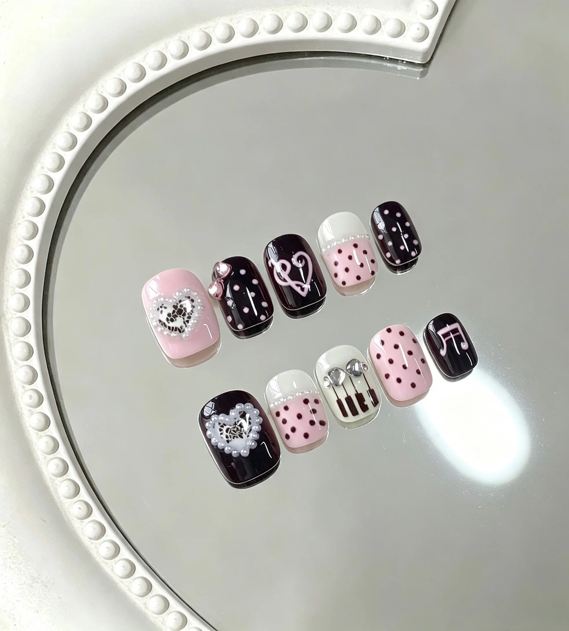 Schwarz-Rosa Süße Coole Lolita Musiknoten-Nagelkunst, mit Jelly-Kleber und Streifen Innen – Detail 2