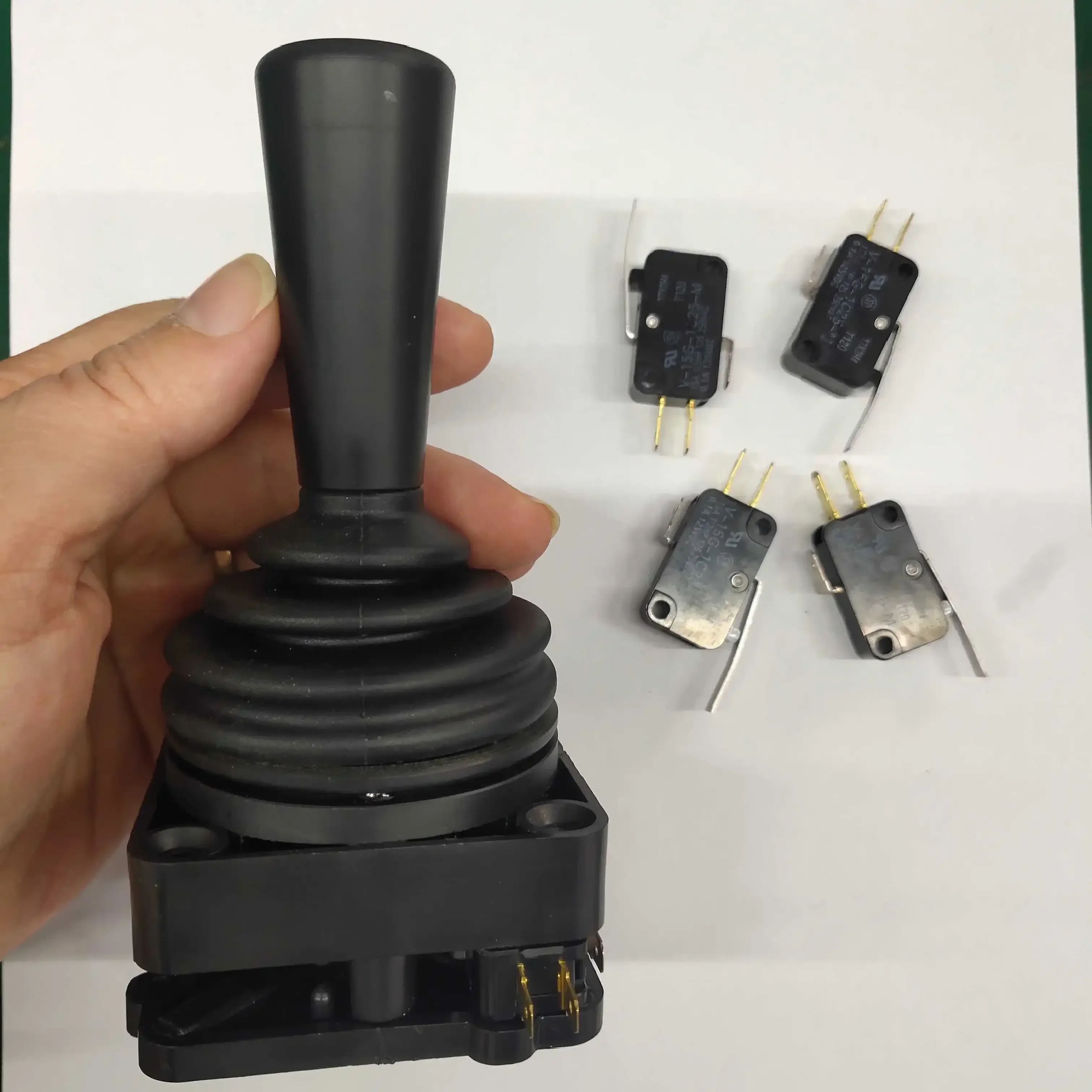 CV6A-YQ-G4R2D Joystick Analog Joystick Construction Machinery Equipment Switch Type Joystick Two-way Four-way