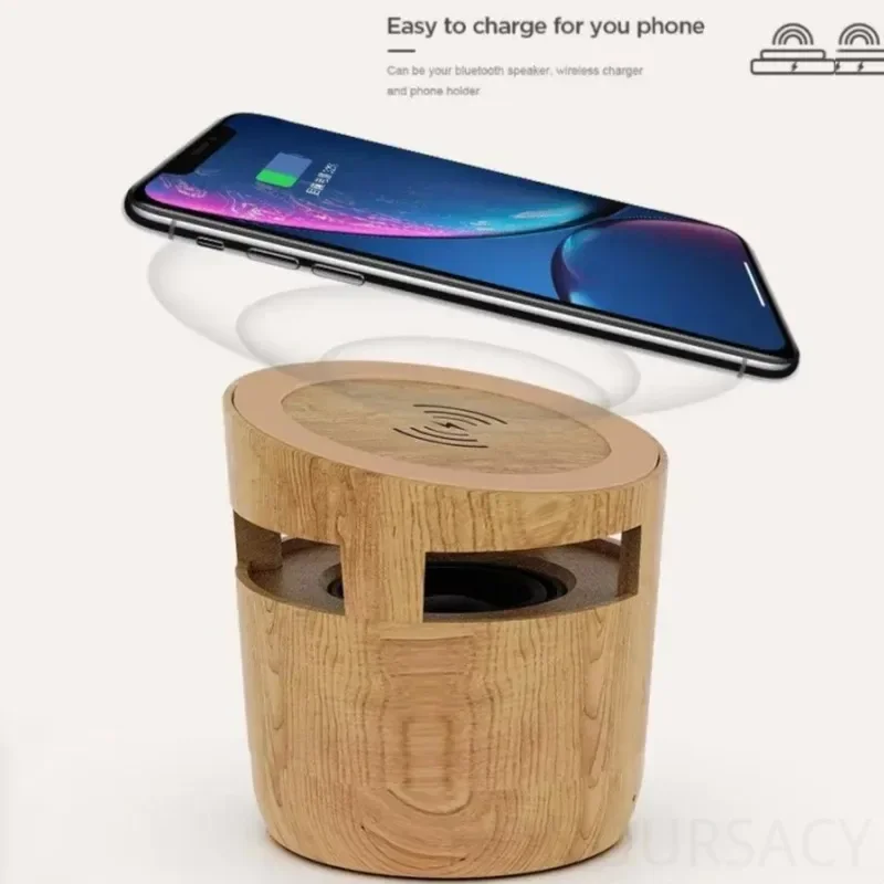 ลำโพงบลูทูธไร้สาย 10W พร้อมที่ชาร์จไร้สาย ดีไซน์ไม้ขนาดเล็กพกพาสะดวก เหมาะสำหรับวางบนโต๊ะหรือใช้งานกลางแจ้ง เสียงเบสหนักแน่น