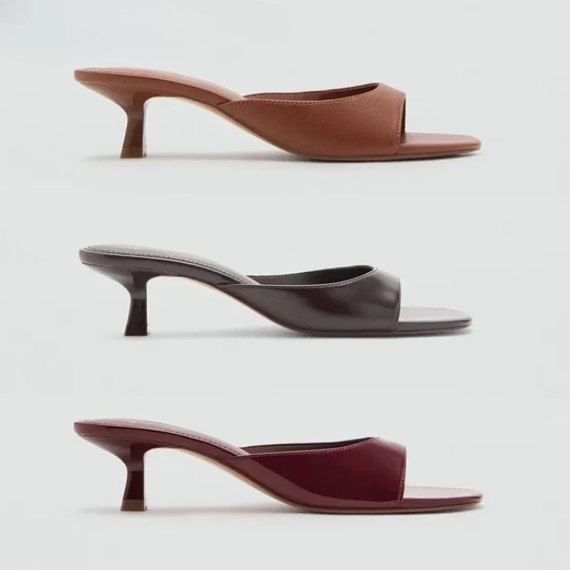 

Новые летние женские шлепанцы 2026 года с открытым носком, на толстом каблуке, для повседневной носки на улице