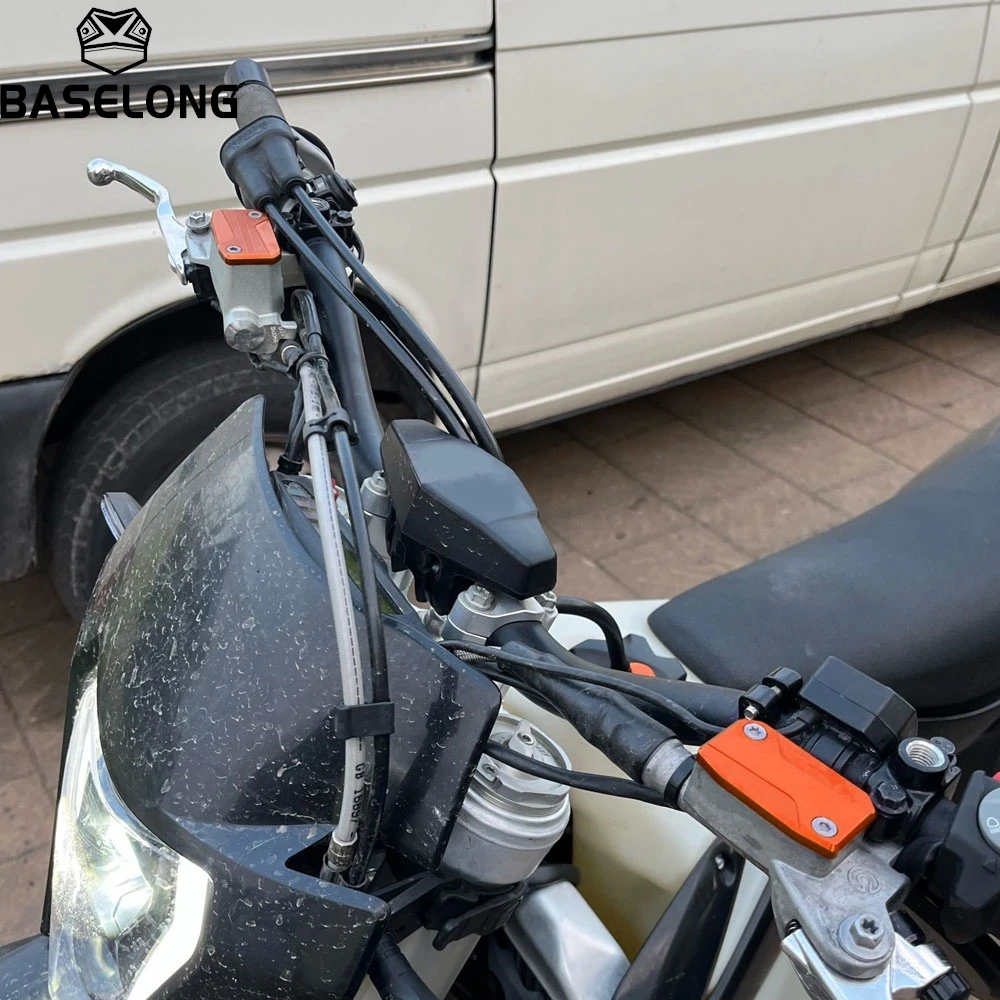Front Brake Clutch Fluid Reservoir Cover For KTM 250SX-F 450XC-W/XCR-W SIX DAYS 250XC-F 250XCF-W 450EXC/R/EXC-F 6 DAYS 2007-2021