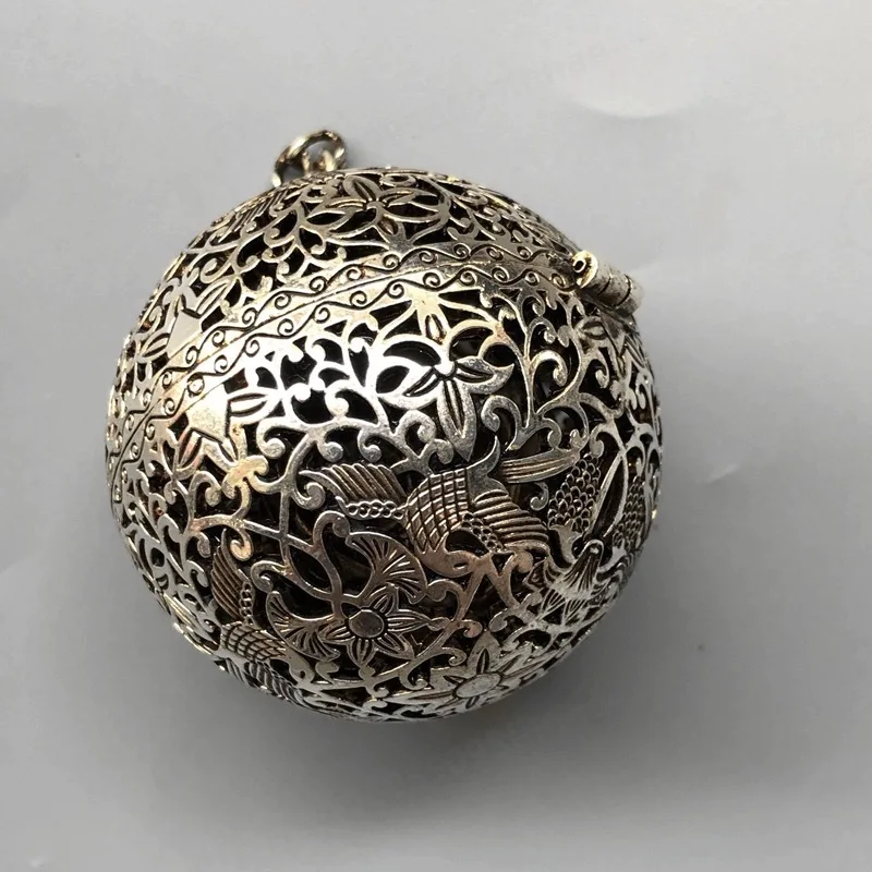 Antique Hollow Grape Floral Bird Incense Ball Portable Hanging Aroma Sphere Sachet Incense Holder For Incense Beads Home Decor