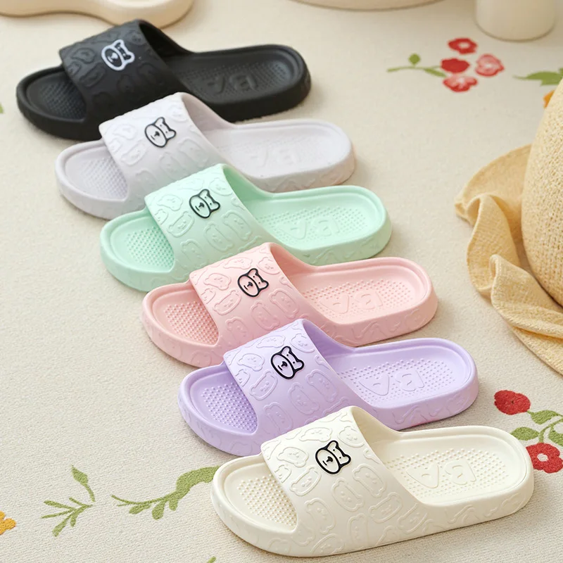 New Soft-soled Slippers for Women's Summer Wear Non-slip Bathing Versatile Casual One-word Cool Slippers
