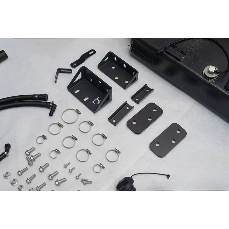 Durable Stainless Steel Auto Auxiliary Fuel Tank High Volume Heavy Duty Design Engine Parts New 1 Year Warranty