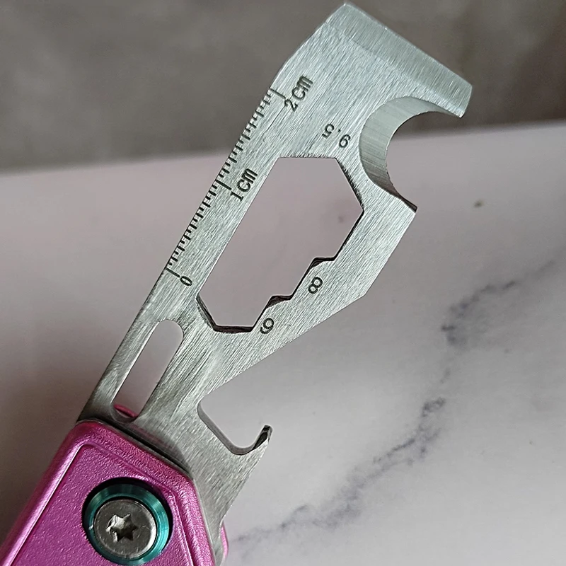 屋外用ポータブルEDC多機能ポータブルレンチプライバー折りたたみ式コンビネーションボトルオープナーツール