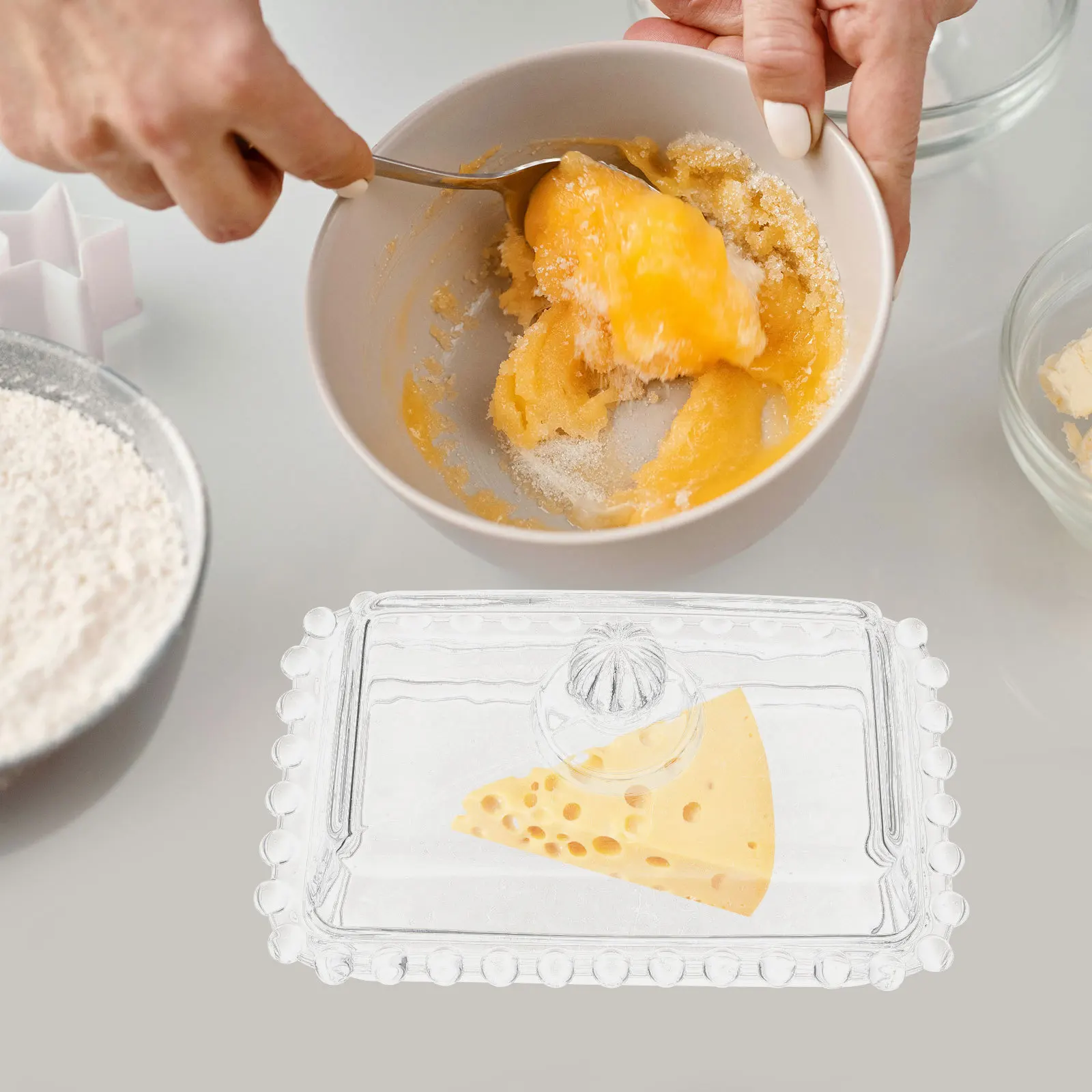 

Elegant Cream Cheese Container with Dome Lid Smooth Butter Storage Dish for Home Restaurant Banquet Use Butter Plate