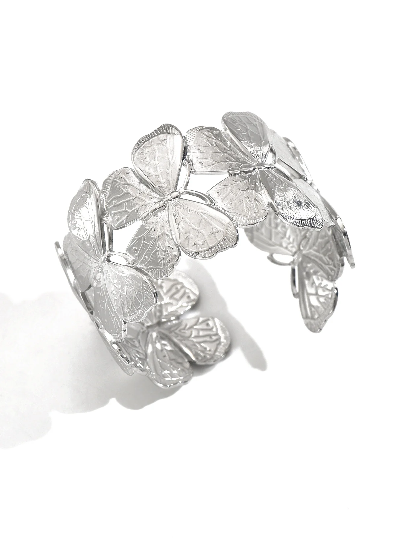 

Lxalry Platinum Plated Stainless Steel Floral Carved Mirror Bracelet, Hypoallergenic Skin-Safe Jewelry with Artisan Polish