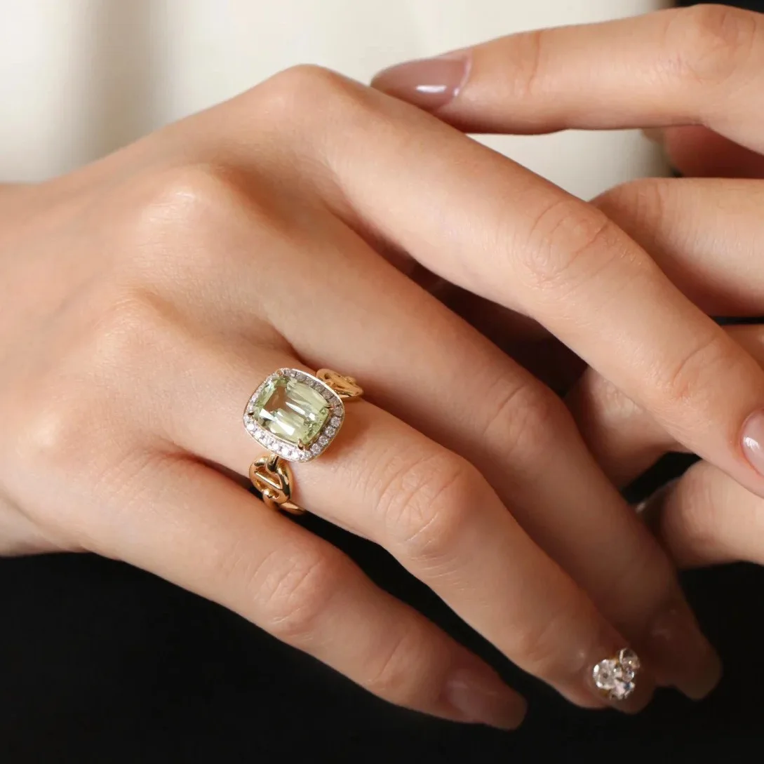 Cute Fashion Gold Color Rings Inlaid with Apple Green Cubic Zirconia Tourmaline Ring Women's Hand Accessories