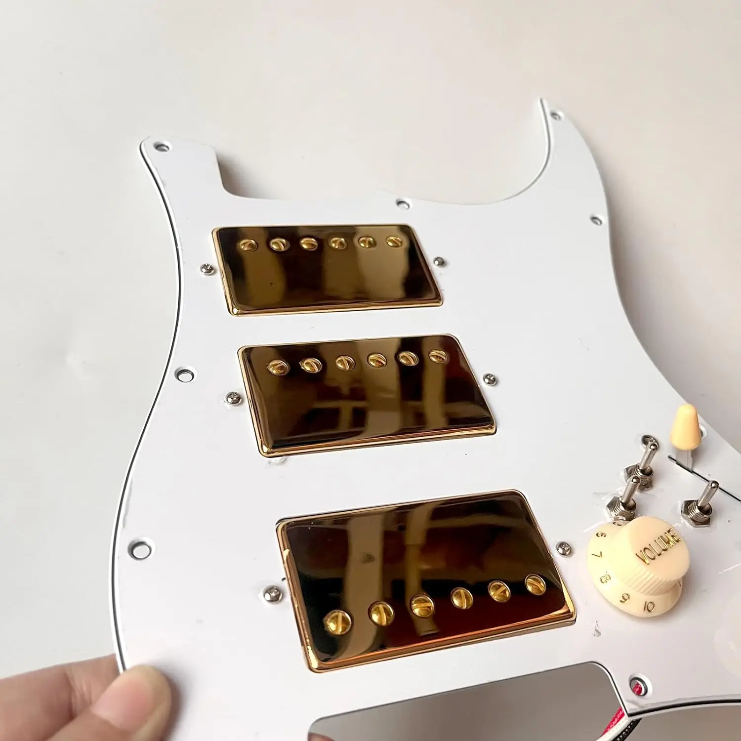 HHH Prewired Pickguard  Alnico 5 Humbucker Gold Pickups Coil Splitting Multi Switch For ST Electric Guitar