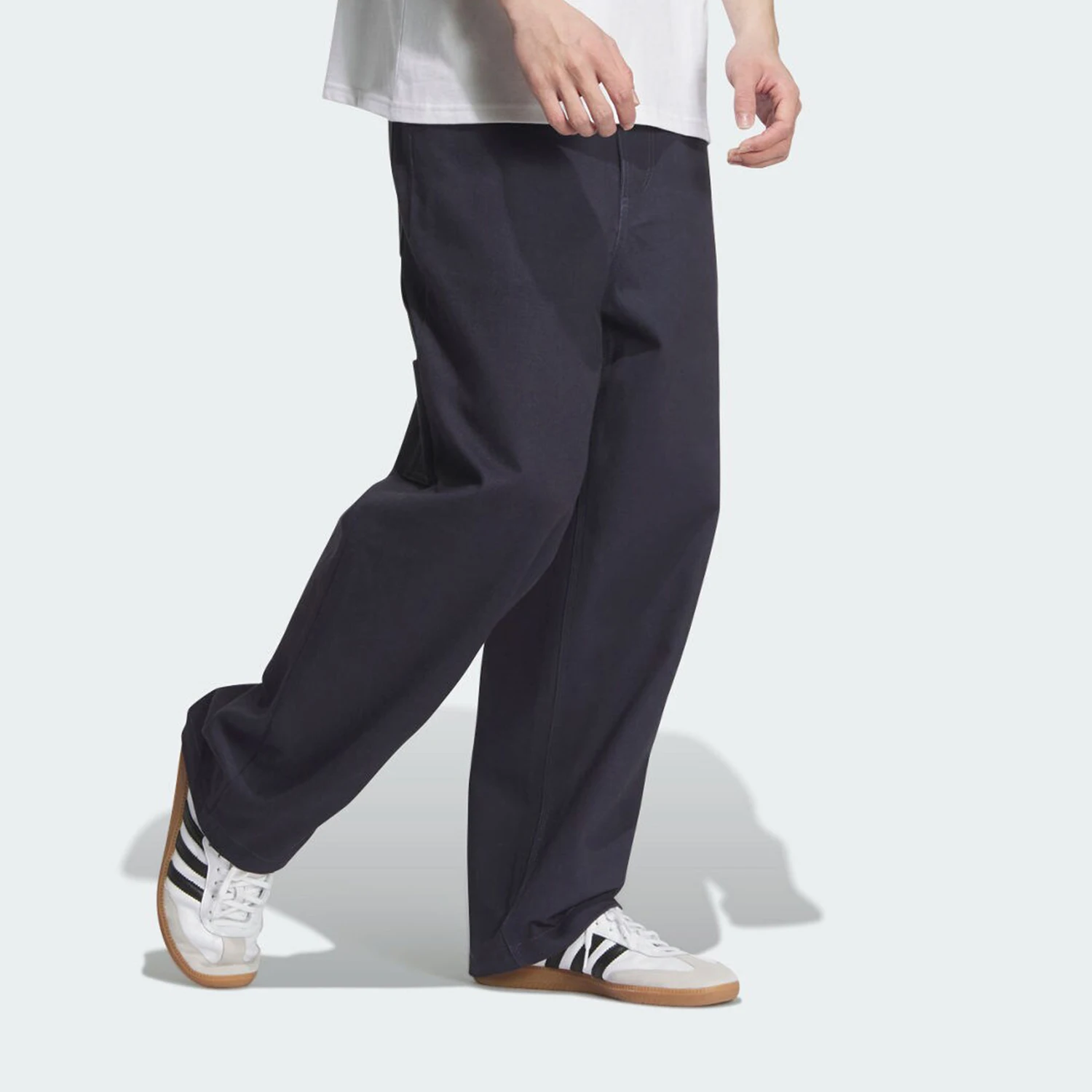 بنطال رياضي كاجوال من Adidas Official للرجال منسوج من Trefoil JC6839